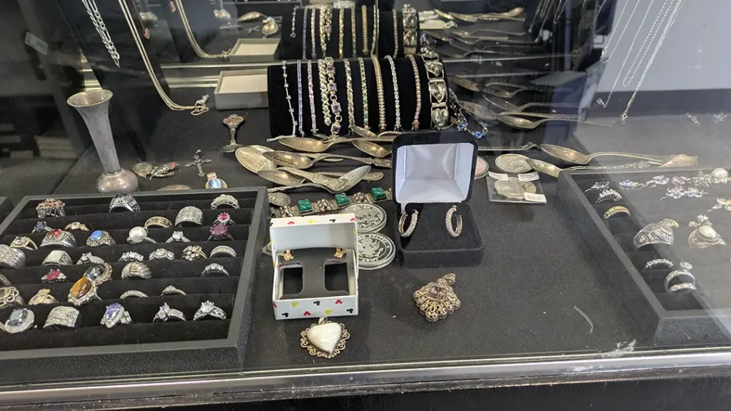 Gold and silver coins for sale in Metro East